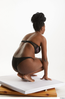 Dina Moses  1 kneeling underwear whole body 0006.jpg